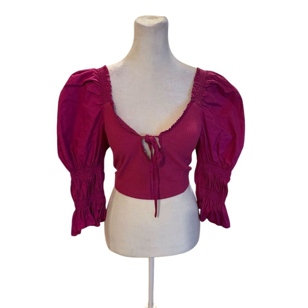 Urban Outfitters Women's Pink Long Sleeve Crop Top Size M